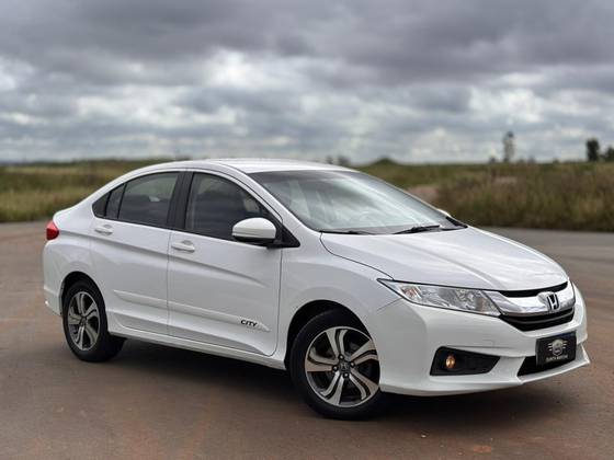 HONDA CITY 1.5 LX 16V FLEX 4P AUTOMÁTICO HONDA CITY 1.5 LX 16V FLEX 4P AUTOMÁTICO